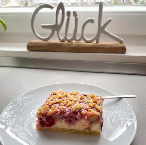 Kirsch-Quarkstreusel vom Blech