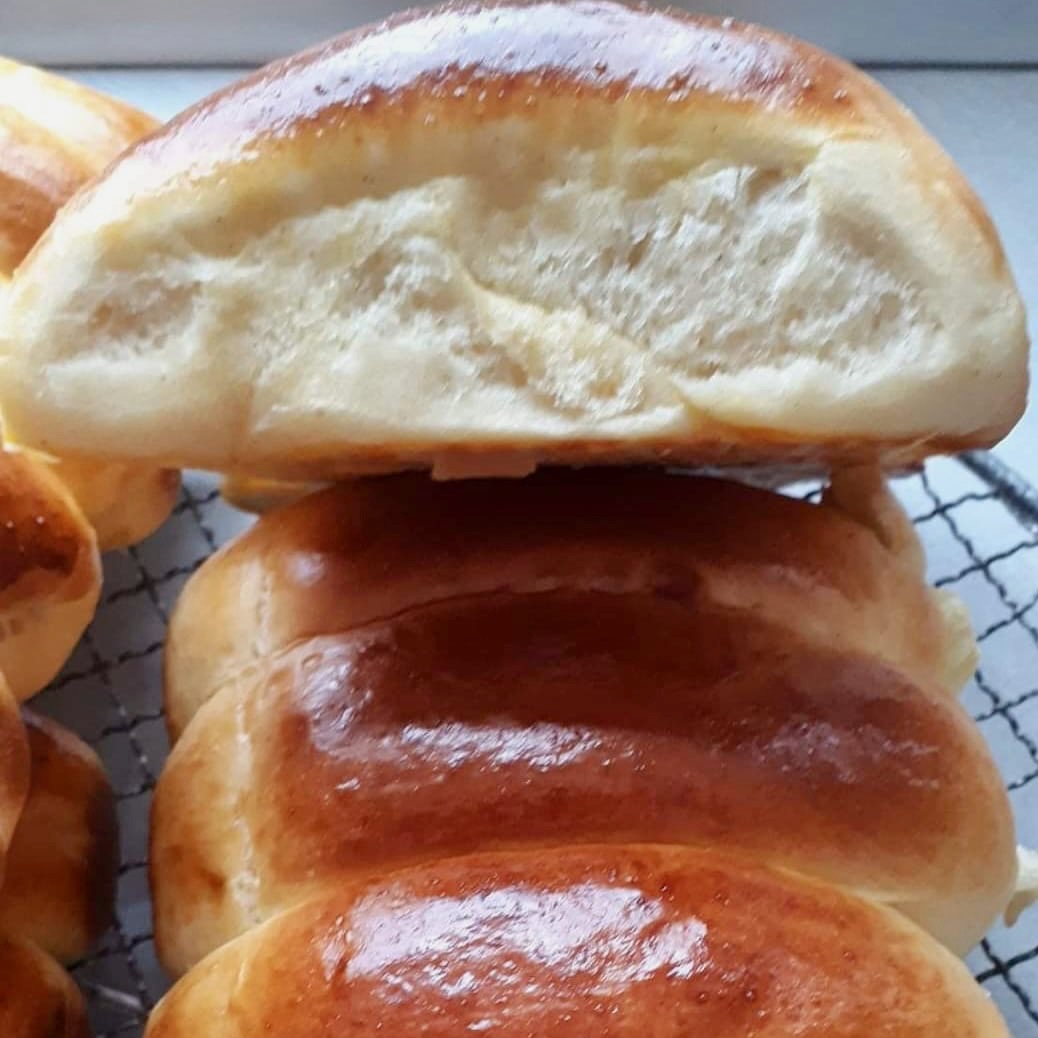 Einback / Milchbrötchen • Drea backt das schon Einback / Milchbrötchen • Drea backt das schon